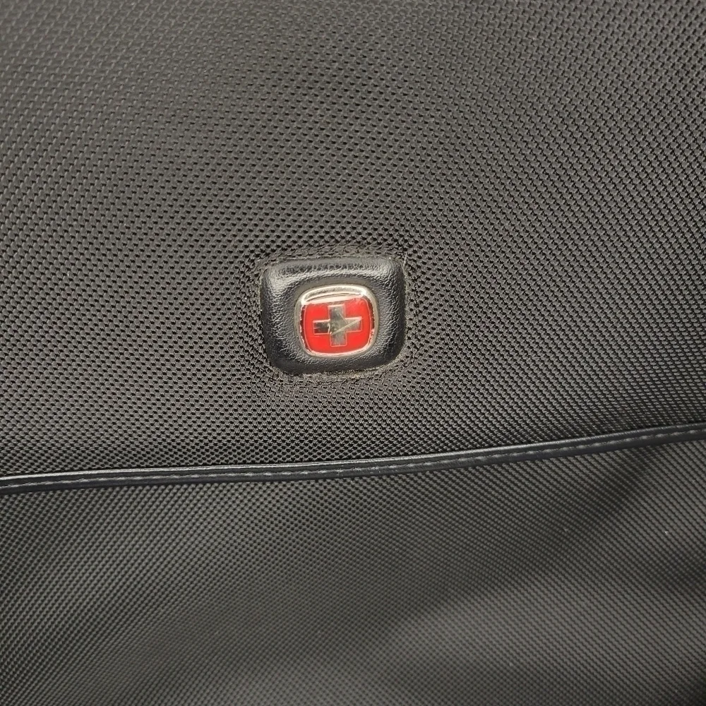 𝅺SWISSGEAR Laptop Bag - Great Condition